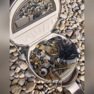 Jewelry Set with Black and Gold Accents